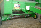 2003 John Deere 567