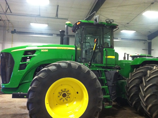 2009 John Deere 9330