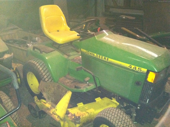 1997 John Deere 445