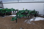 2010 John Deere 2700