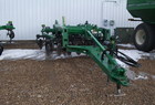 2010 John Deere 2700
