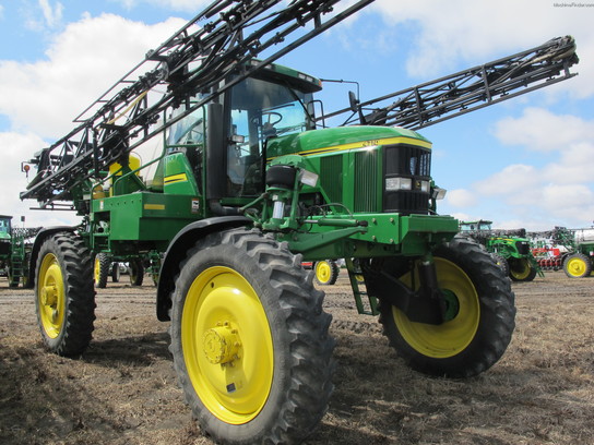 2001 John Deere 4710