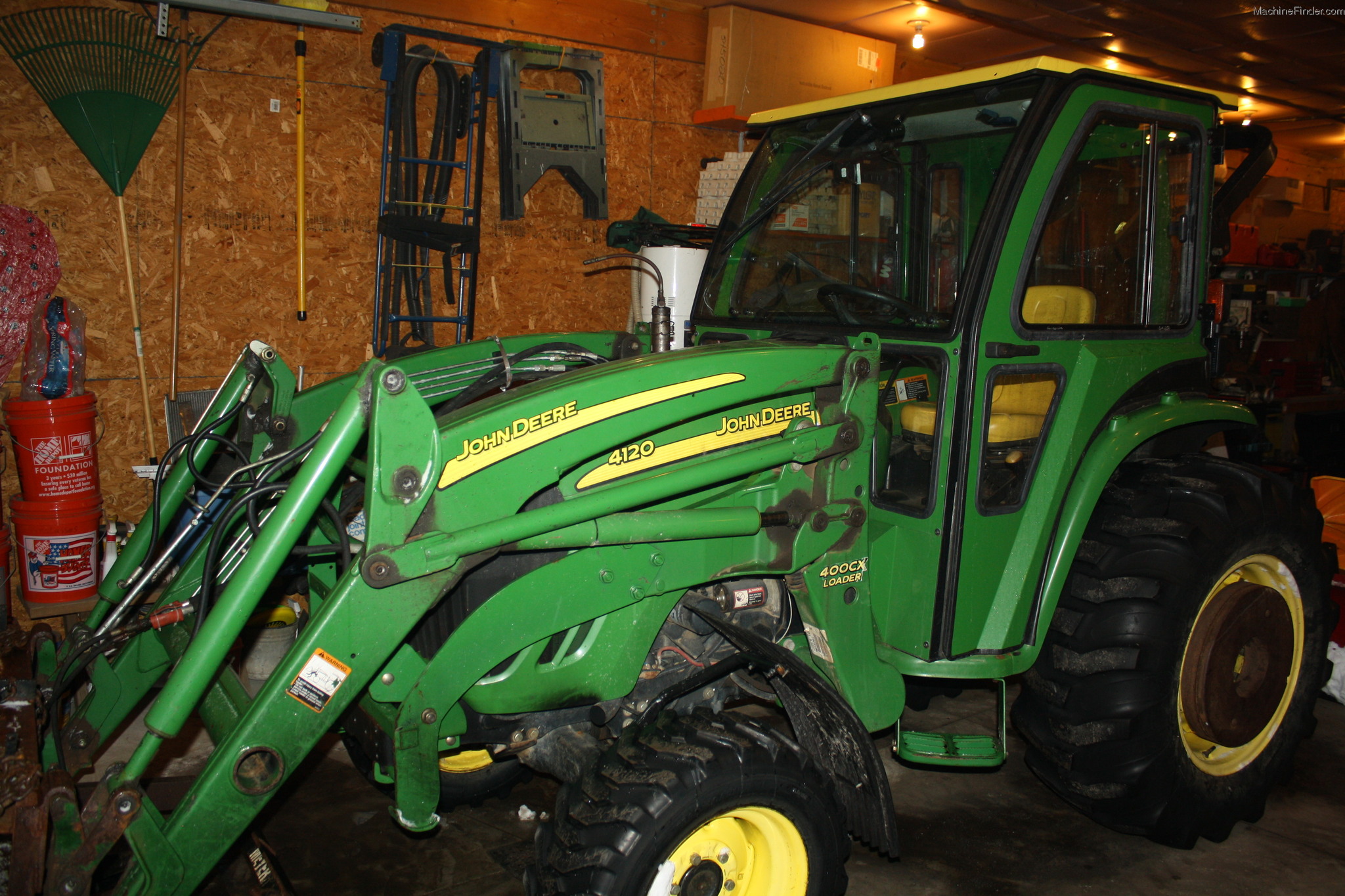 2006 John Deere 4120 Tractors Compact (140hp.) John Deere