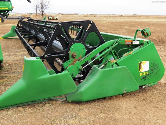  John Deere 930F