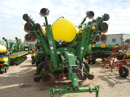2005 John Deere 1790