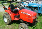  Mahindra 2216
