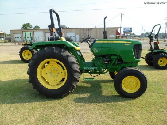 2010 John Deere 5055D