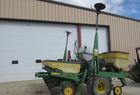 2000 John Deere 7240