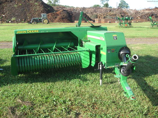 2007 John Deere 328