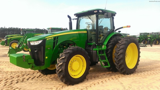 2011 John Deere 8335R