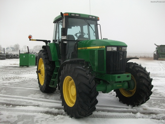 1999 John Deere 7810