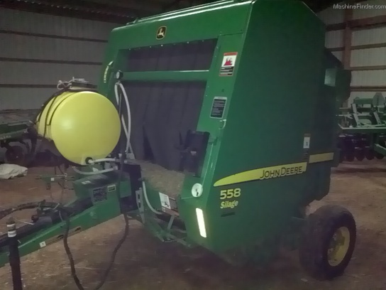 2007 John Deere 558