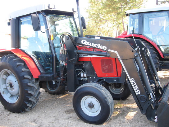 2004 Massey - Ferguson 492