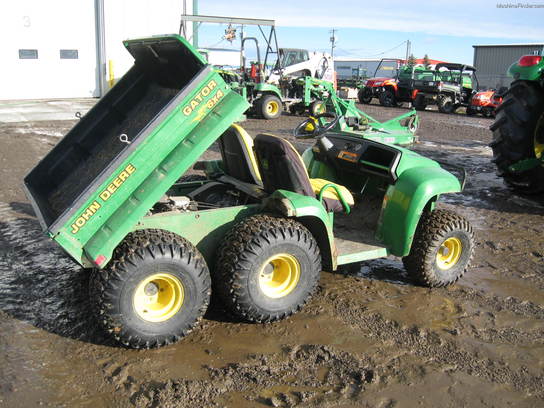 2002 John Deere 6X4