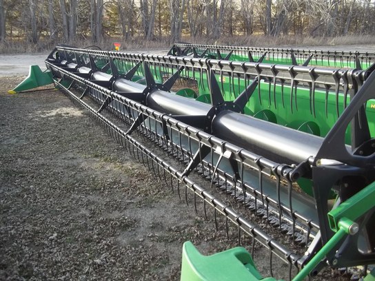 2011 John Deere 635F