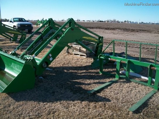 2009 John Deere 843