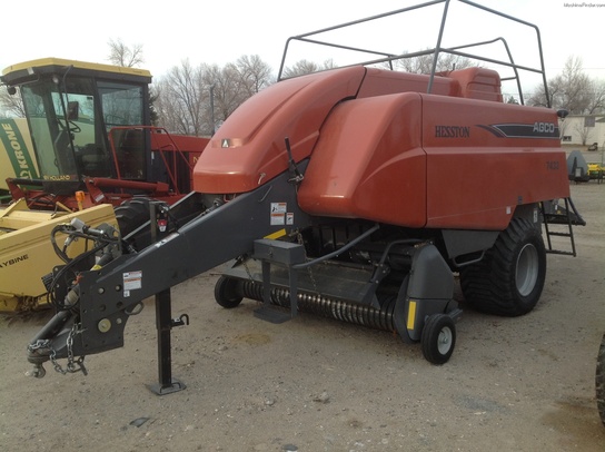 2009 Hesston 7433