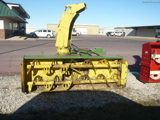  John Deere 84