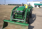 2008 John Deere 3320