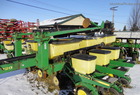  John Deere 7200