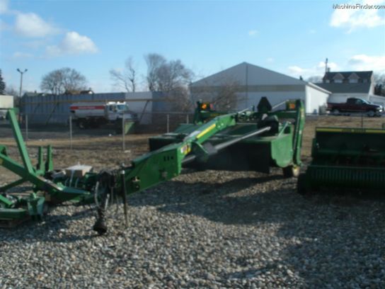 2008 John Deere 630