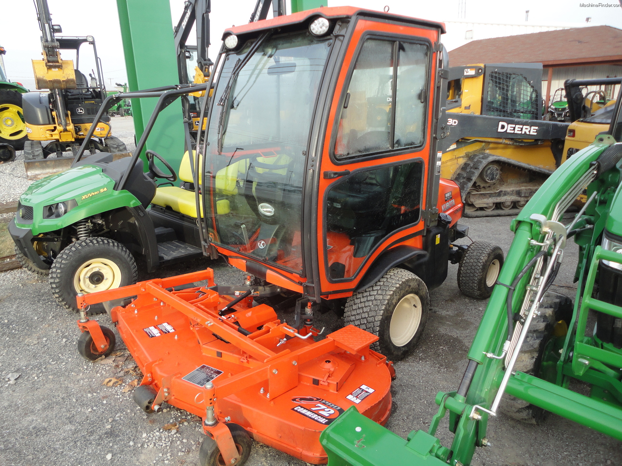 2013 Kubota F2690 Lawn & Garden and Commercial Mowing John Deere