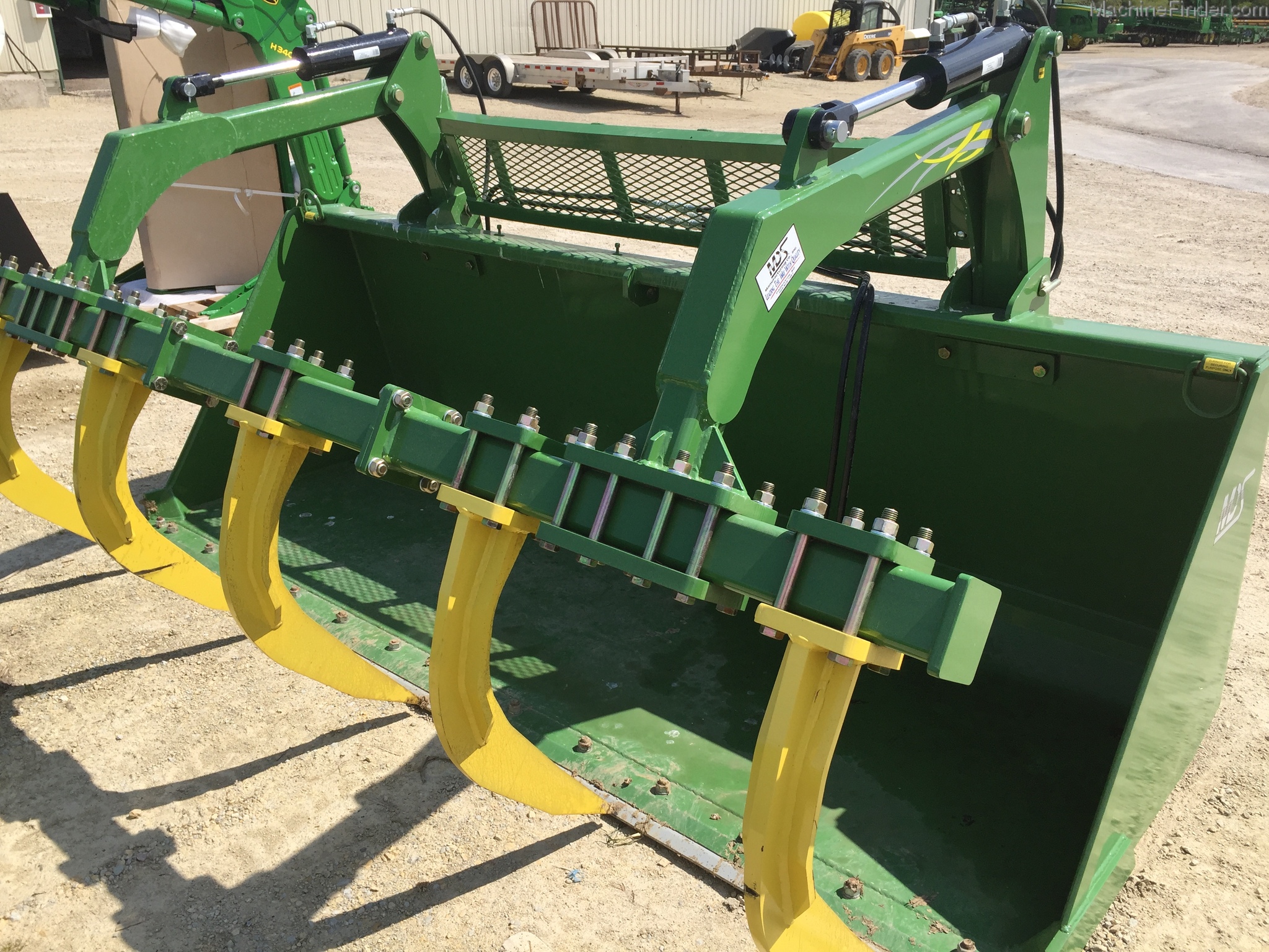 Equipment Details 2015 MDS GRAPPLE BUCKET