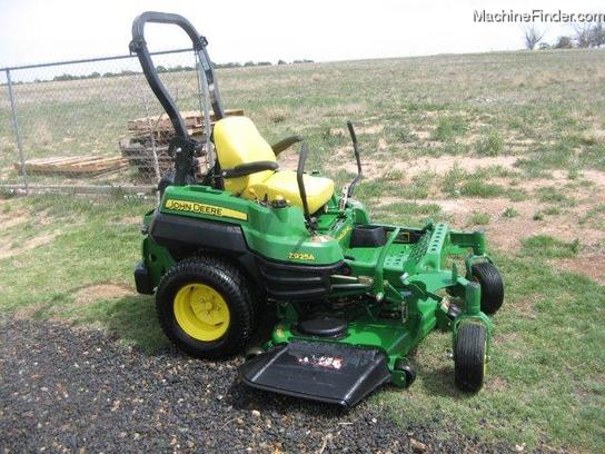  John Deere Z925A
