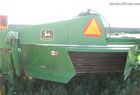 2001 John Deere 946
