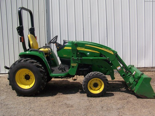 2005 John Deere 3520