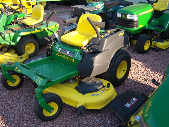2011 John Deere Z425
