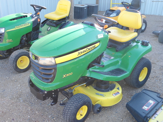 2007 John Deere X300
