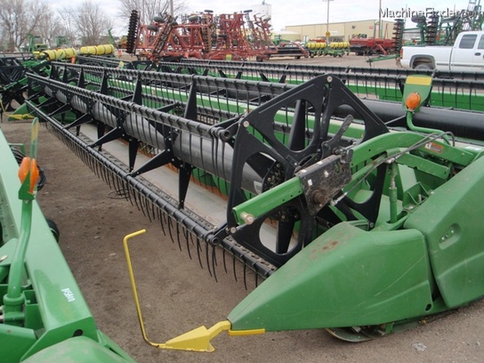 2012 John Deere 630F