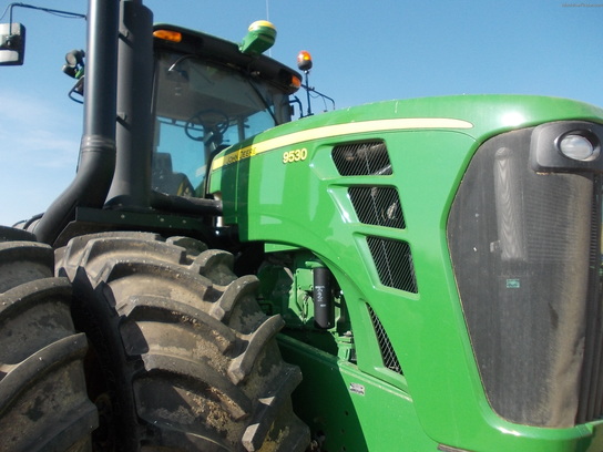 2010 John Deere 9530