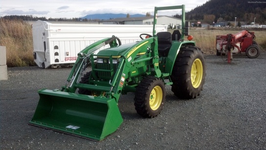 2010 John Deere 4005