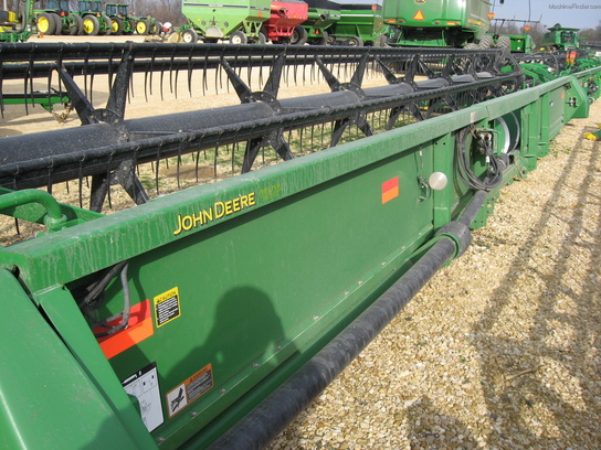 2010 John Deere 635F