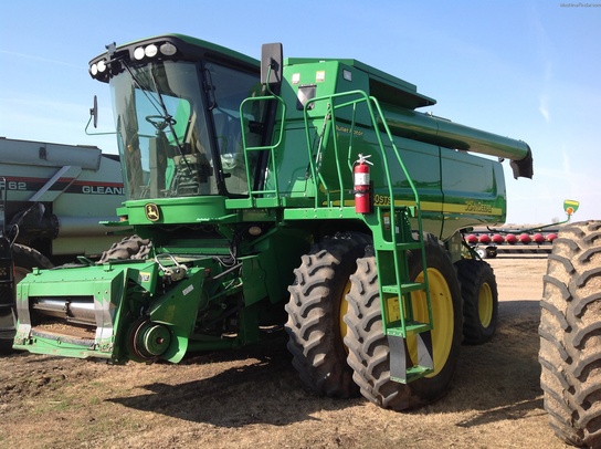 2006 John Deere 9660 STS