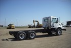 2002 Volvo VHD64B