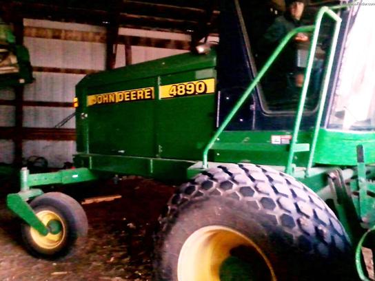 1998 John Deere 4890