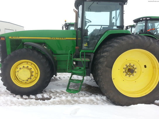 1995 John Deere 8100