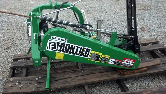 2012 Frontier SB3106