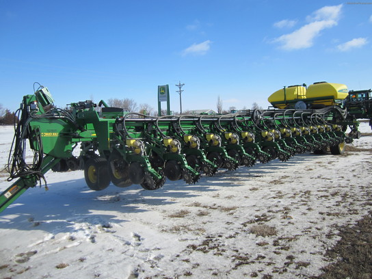 2011 John Deere DB90