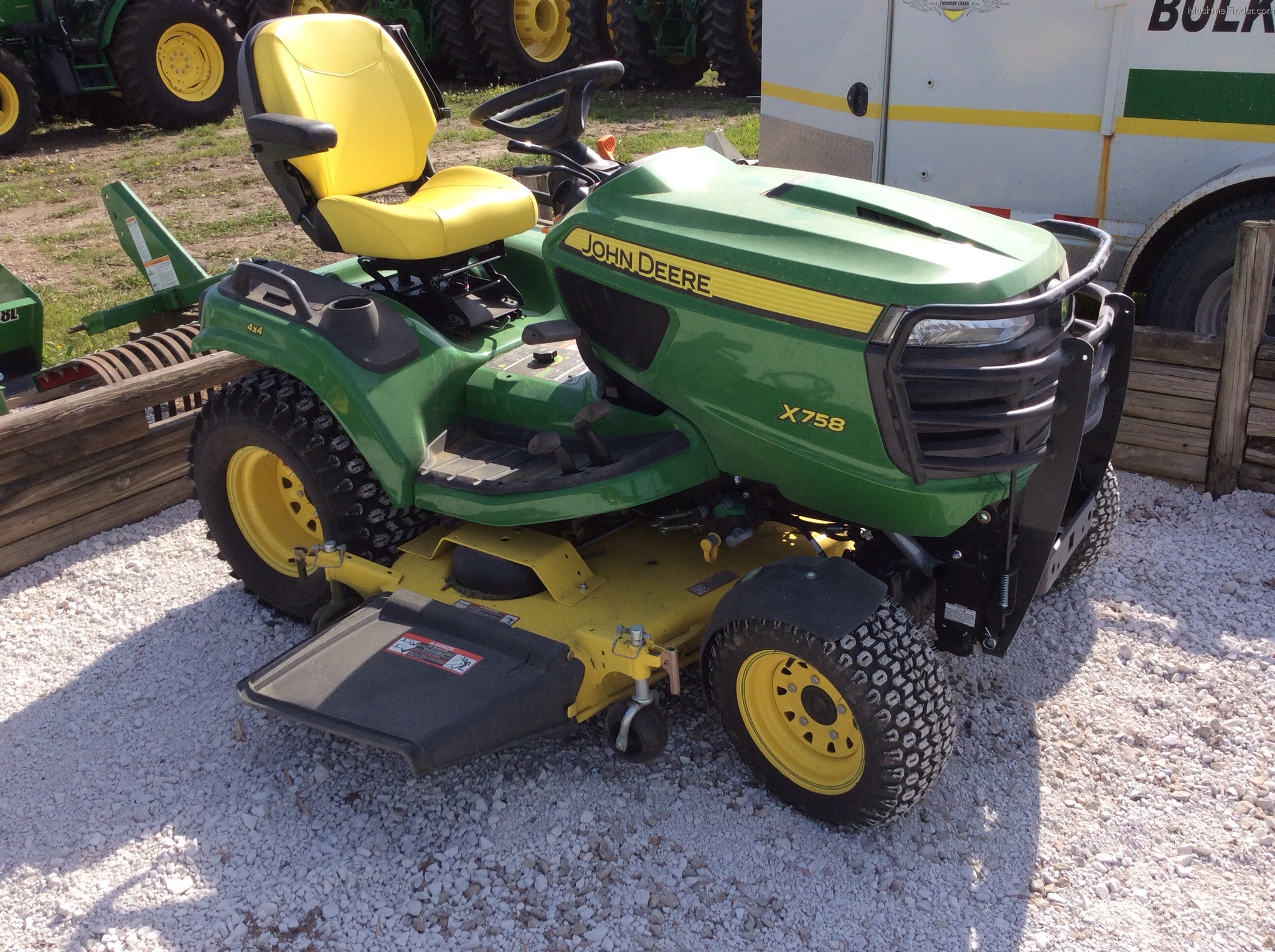 2013 John Deere X758 Lawn & Garden and Commercial Mowing John Deere
