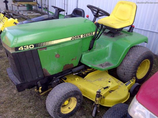 1990 John Deere 430
