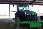 2005 John Deere 8220