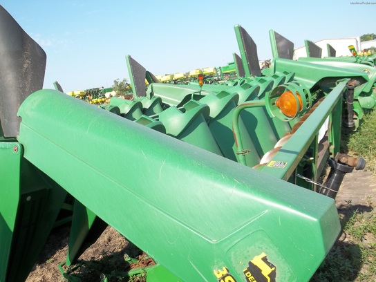 1997 John Deere 893