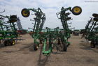 2005 John Deere 2210
