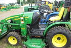 2010 John Deere 2320