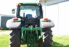 2012 John Deere 7230