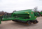 2001 John Deere 1560